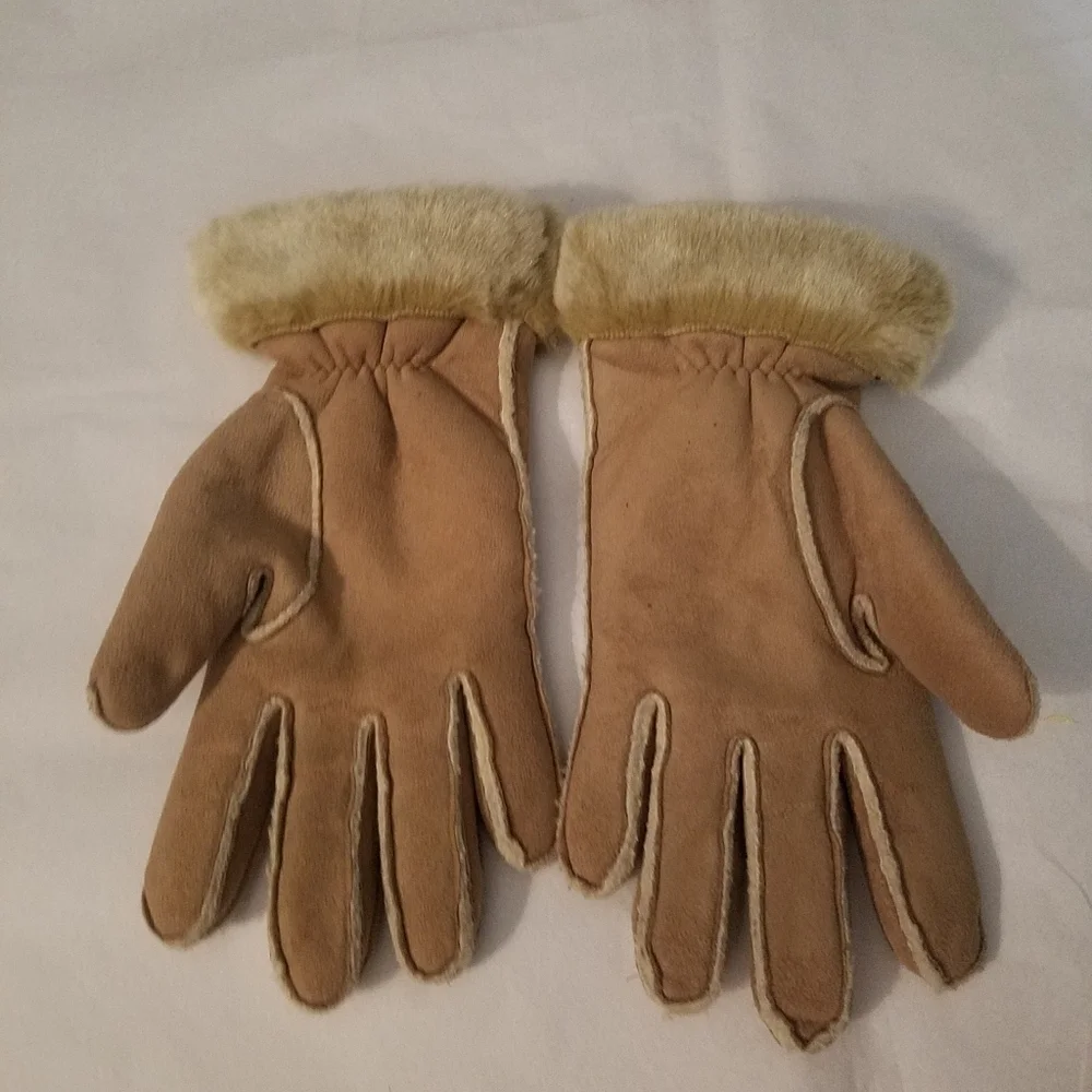 Fownes brown gloves size s/m